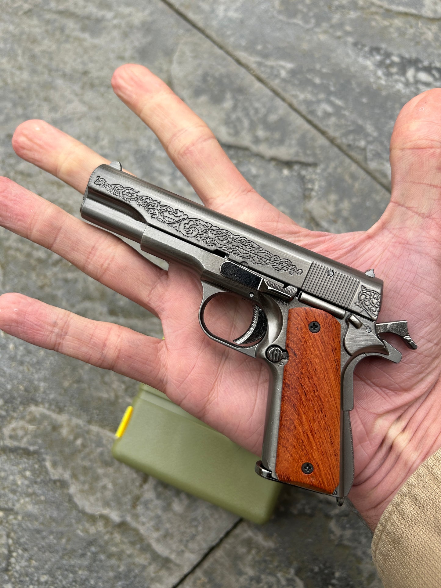 1911 ‘Cartel’ Miniature Scale Model Metal Pistol with Moving Parts Ejecting Shells | ALLOY ARMY