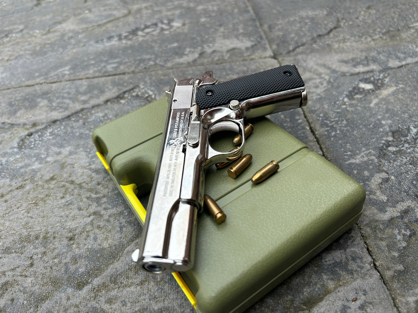 1911 ‘Chrome’ Miniature Scale Model Metal Pistol with Moving Parts Ejecting Shells | ALLOY ARMY