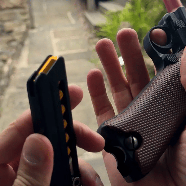 Luger P08 Shell Ejecting Pistol Prop