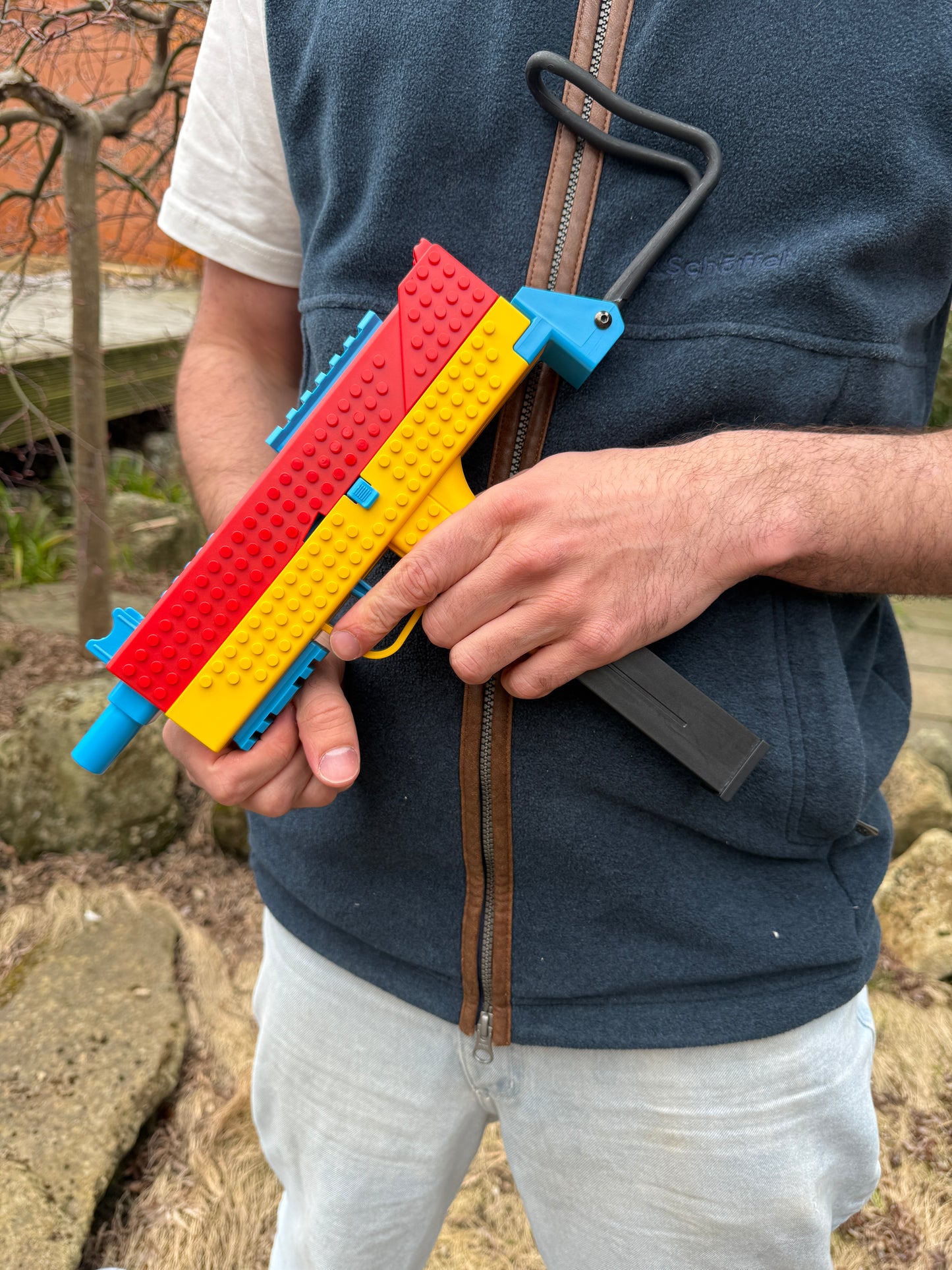 Mac-10 Building Block Shell Ejecting Toy Gun