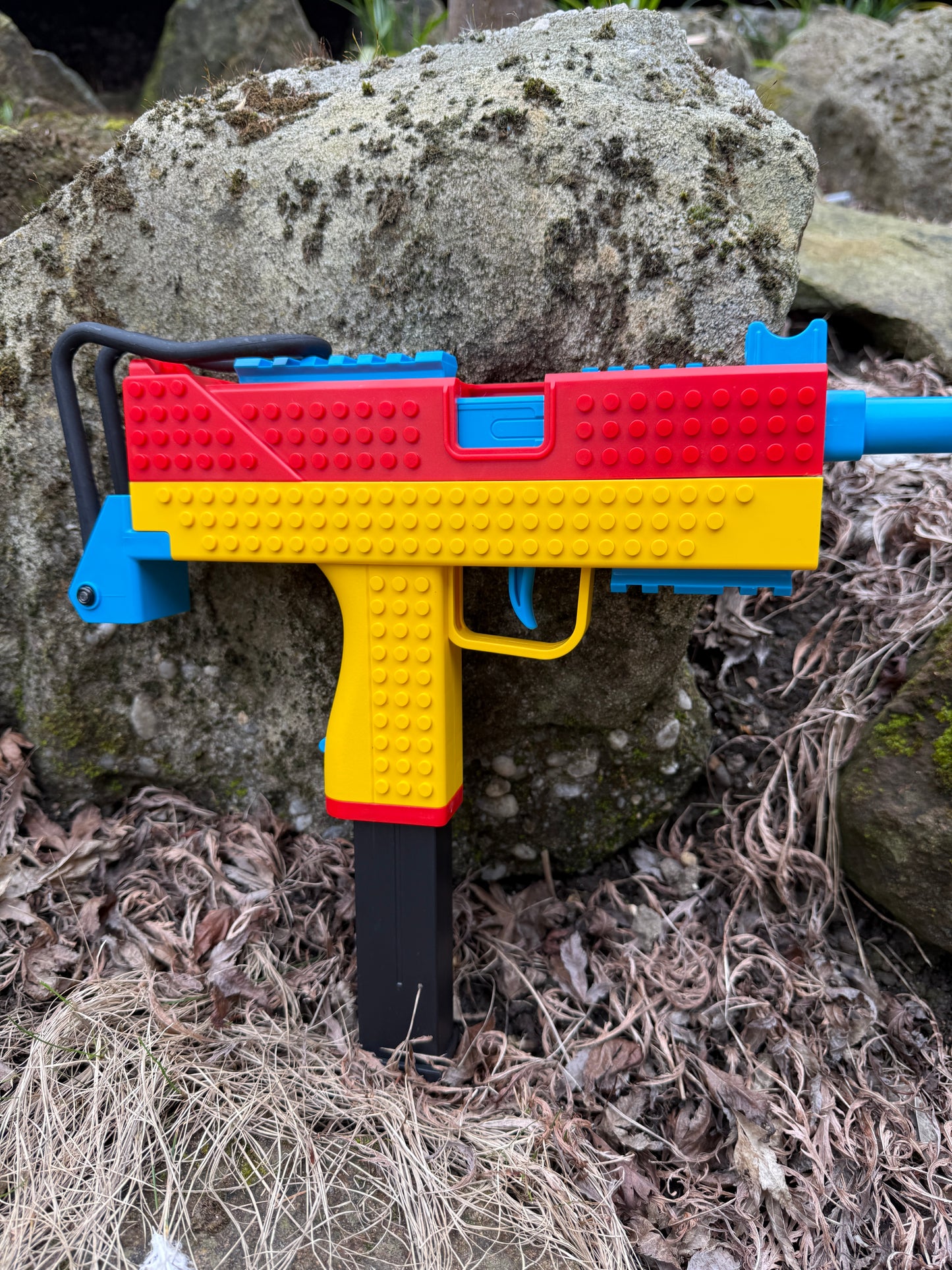 Mac-10 Building Block Shell Ejecting Toy Gun